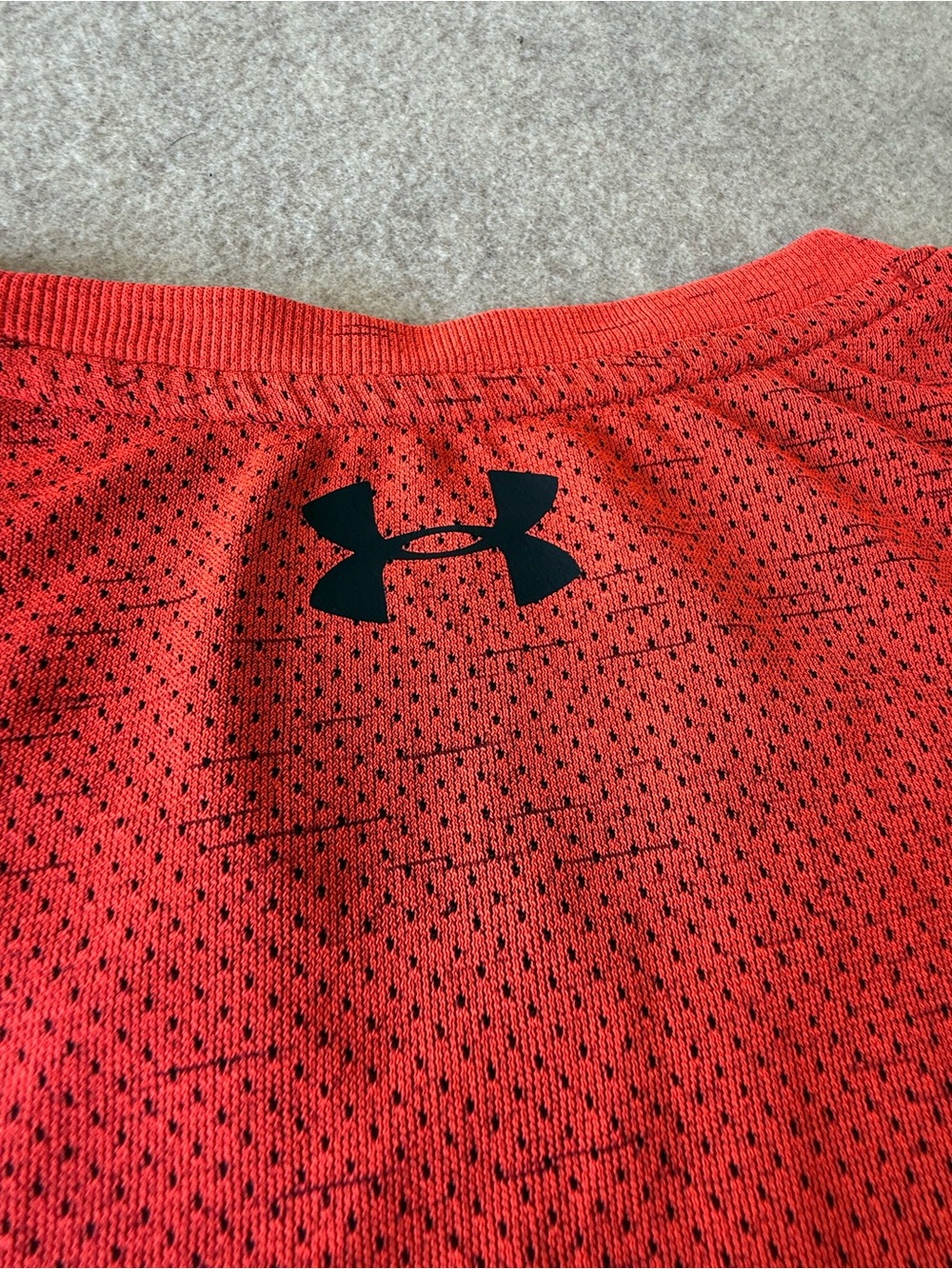 Under Armour Red Performance Short Sleeve Tee - Picture 7 of 7